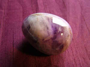 Chevron Amethyst Egg