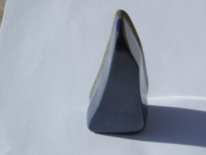 Lapis Lazuli wedge 265 grams