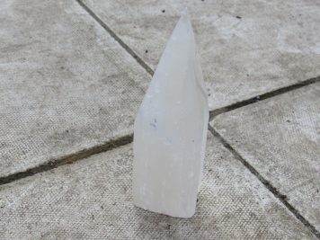 Medium Selenite Point