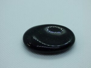 Green Goldstone Thumb Stone