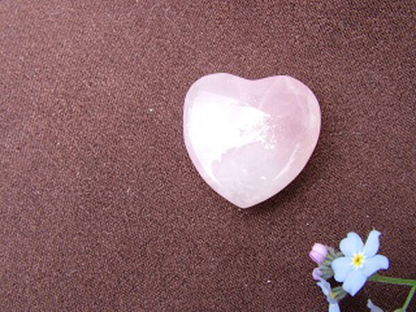 Rose Quartz Small Heart - Image 5