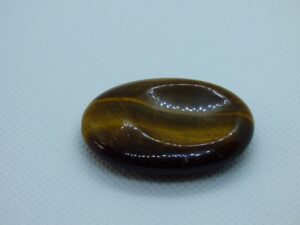Tiger Eye Thumb Stone